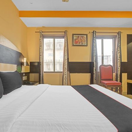 Collection O Mgr Inn Пондичерри Экстерьер фото